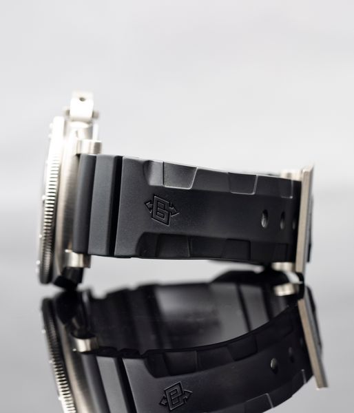 Panerai Submersible PAM00692